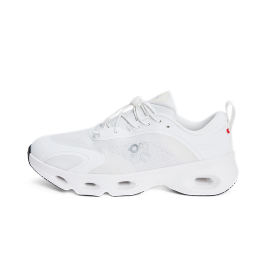 ON Running Cloudsolo Loewe White